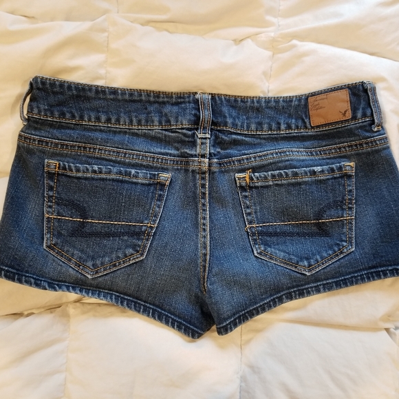 American Eagle Shorts - Picture 3 of 3